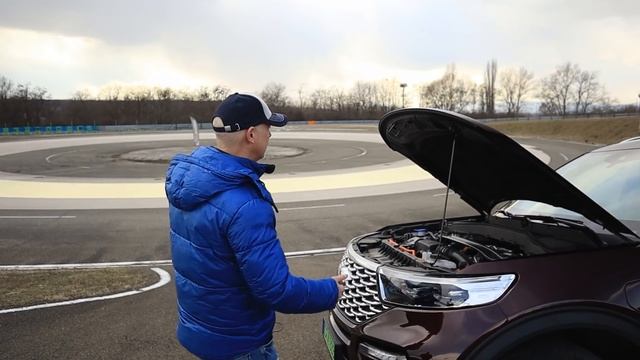 Ez a CSÚCS FORD! Ford Explorer - AutóSámán смотреть онлайн
