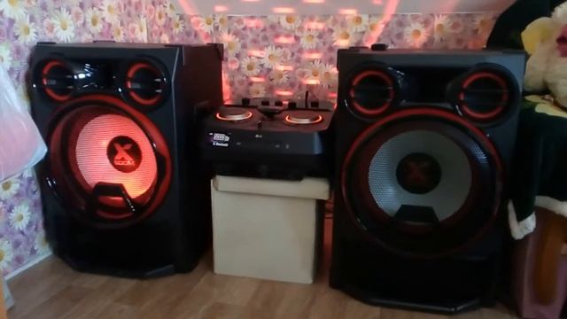 LG X-BOOM CK-99... смотреть онлайн