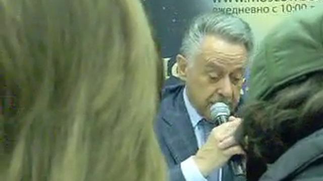 Андрей Дементьев. Презентация новой книги. ТДК "Мой любимый книжный". Ч.2. 04/03/2010 смотреть онлайн