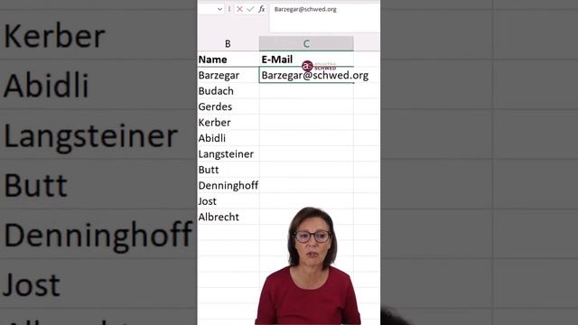 Excel-Praxistipp E-Mail Adressen automatisch erstellen #deutsch смотреть онлайн
