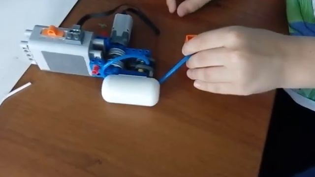 Электропневматический насос из Лего. смотреть онлайн