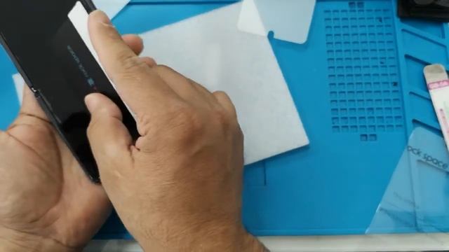 How to Apply Samsung Galaxy Z Flip screen protector || Best screen for Z|| सैमसंग गैलेक्सी जेड फ्लि смотреть онлайн