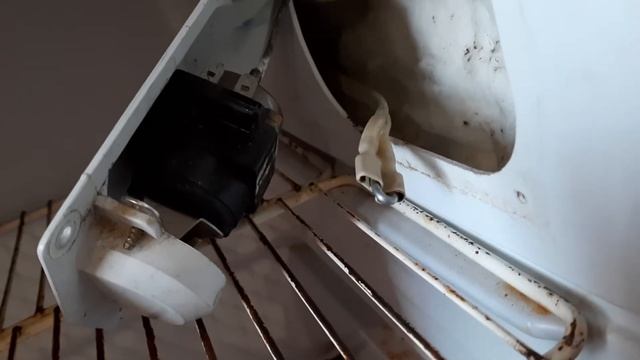 Ремонт старого холодильника с переделкой в Smart-холодильник своими руками за 30 минут, часть 2 смотреть онлайн