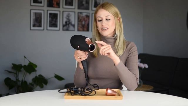 Jaką suszarkę do włosów wybrać? – recenzja suszarki Panasonic EH-NA98. смотреть онлайн