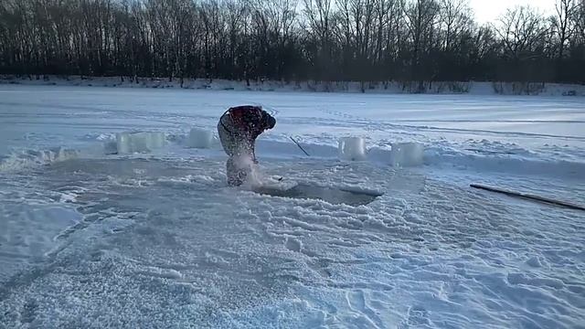 Подготовка к Крещению в парке "Водный", 2019 смотреть онлайн