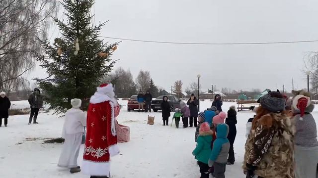 «Новый год в Простоквашино». Детская ёлка в Ельтесуново смотреть онлайн