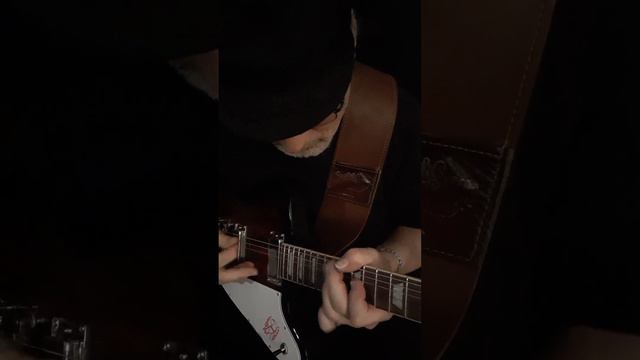 Firebird Screams. 5 minute improv. just me lead work on my Epiphone Firebird смотреть онлайн