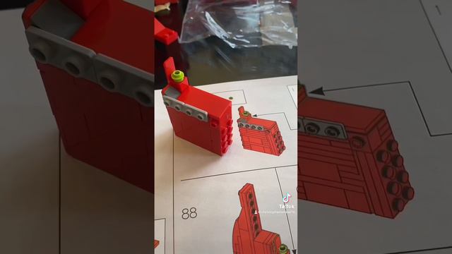 1074 piece @LEGO @fender strat смотреть онлайн