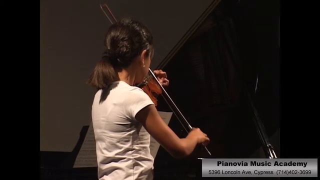 Lauren Navarro (vn) ..... Minuet by L. Beethoven смотреть онлайн
