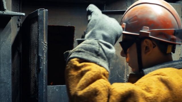 Профессия-металлург: помощник сталевара