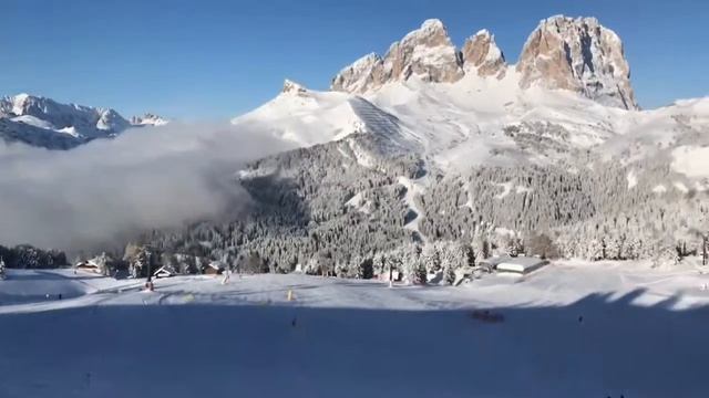 Canazei   Belvedere Ski Area   Val Di Fassa   Dolomiti  Italy  Sellaronda
