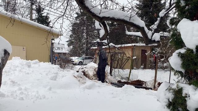 Монтаж откатных ворот зимой 12.12.2021 смотреть онлайн