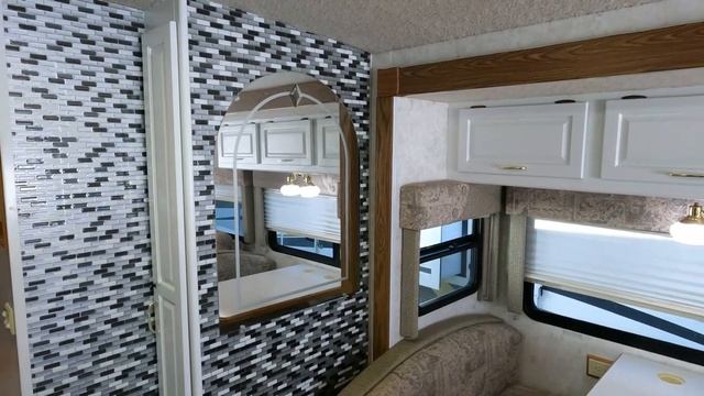 2002 Itasca Sunrise by Winnebago 32V Class A, 22K Miles, 2 Slides, CUSTOM INTERIOR, Washer, $29,900 смотреть онлайн
