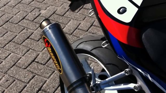 Suzuki GSX-R 750 K1 Akrapovic Sound