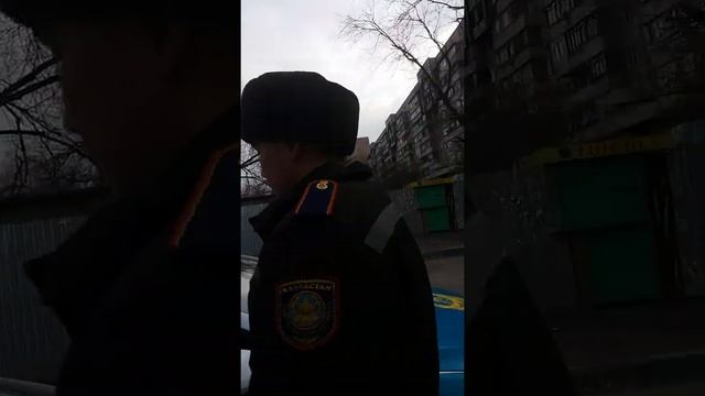 Сотрудники полиции в алматы работают без служебных удостоверений смотреть онлайн