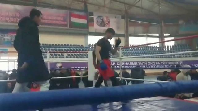 ММА.Чумхурияви дар шахри Худжанд ? Абдулло Курбонбой ??? смотреть онлайн