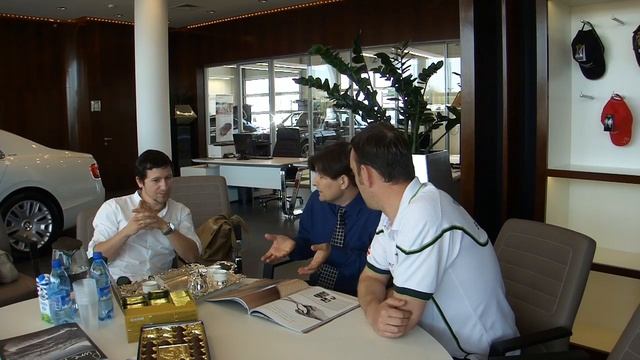 Рис Саймон в Bentley Краснодар - АвтоЮГА / Bentley Krasnodar - Reece Simon visit смотреть онлайн