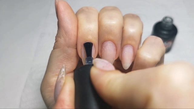 Весенний дизайн ногтей. Новые гели Кои, светоотражающие и самые ходовые. смотреть онлайн