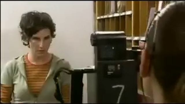 Green Wing- Sue White Part 1 смотреть онлайн