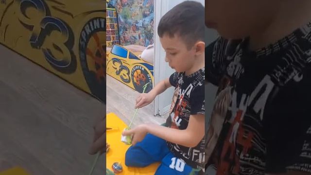 2 часть:Богдан проверяет силу волчков Infinity Nado, с новым сплитом смотреть онлайн