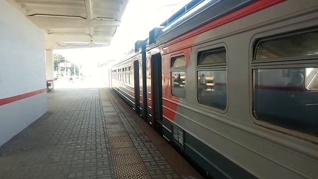 А что вы снимаете? ЭД4М-0183 На станции Коломенское смотреть онлайн