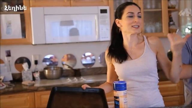 Լահմաջուն - Homemade Lahmajun Recipe - Heghineh Cooking Show In Armenian
