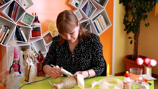 Мастер-класс "Изготовление интерьерной куклы", воспитатель общежития НИШ г.Караганды Римма Туякова смотреть онлайн
