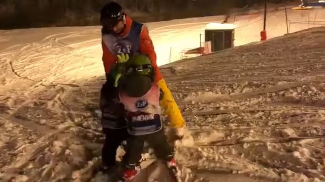 Групповые занятия в г/к Малахово 2019 горные лыжи смотреть онлайн