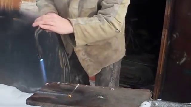 как резать газовым резаком...с какой скоростью можно резать металл толщиной в 20мм смотреть онлайн