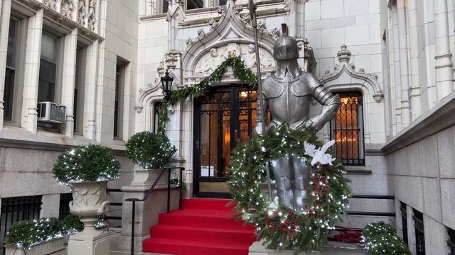 [4K]??NYC Christmas Walk?Gramercy Park to Madison Square Park?Brunch at Barbounia?? Dec. 2021 смотреть онлайн
