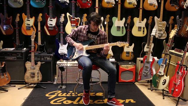 Fender Stratocaster Gun Metal Blue from 1988 смотреть онлайн