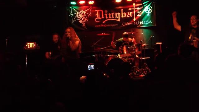 Mindmaze performs w/ Mike Lepond of Symphony X смотреть онлайн