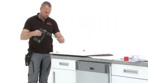 Монтаж встраиваемой посудомоечной машины AEG FSR83807P