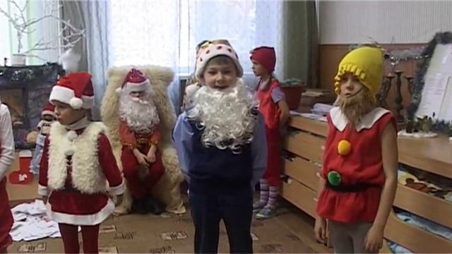 Новогоднее оформление в 1 классе.wmv смотреть онлайн