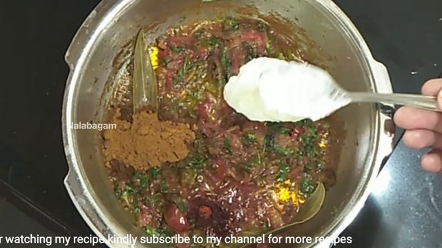 Chicken 🐔briyani recipe in cooker for beginners // Easy 🐔 chicken briyani recipe for bachelor's смотреть онлайн
