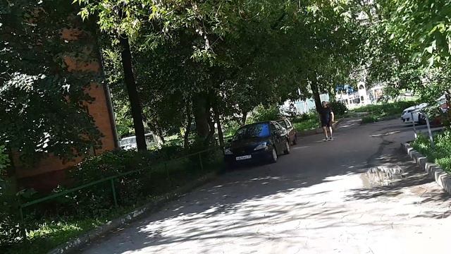 В Парке (4) смотреть онлайн
