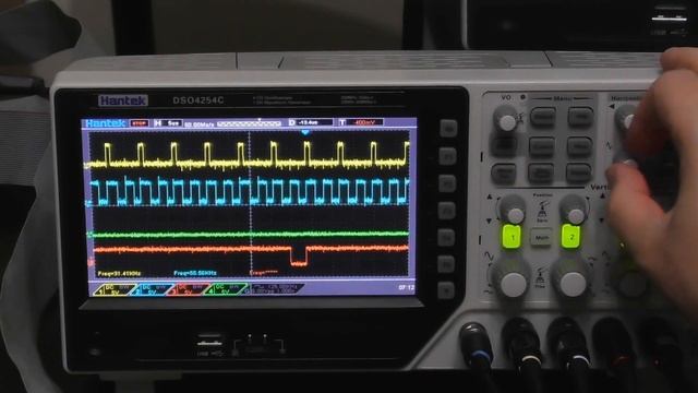 Testing my Floppy Disc reading circuit with an Arduino смотреть онлайн