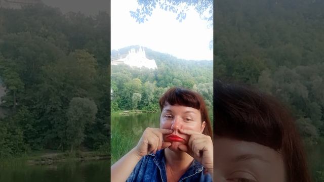 Комплекс упражнений , направленный на проработку круговой мышцы рта.