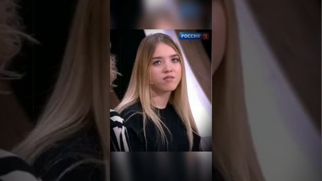 НЕ УПАДИТЕ! Как выглядит особенная дочь Елены Воробей? #shorts смотреть онлайн