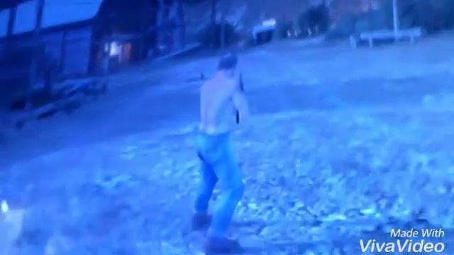 Лагерь Альтруистов и их реакция на Тревора смотреть онлайн