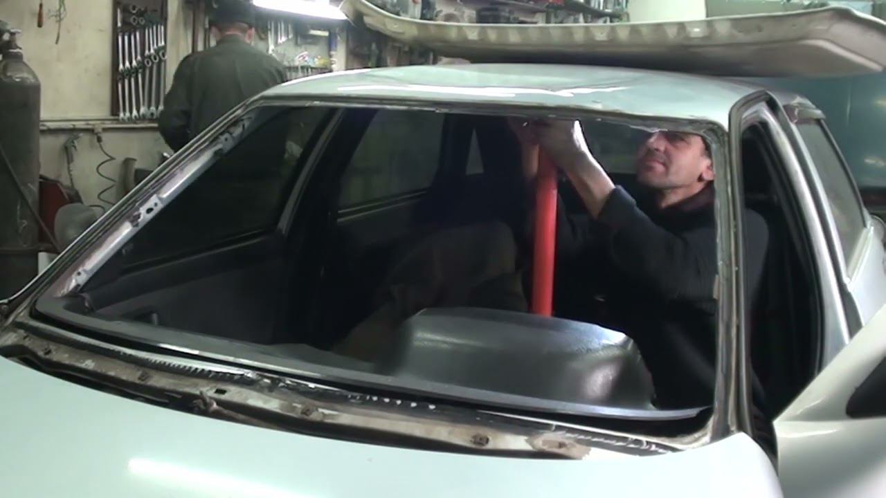 Ремонт крыши десятки после падения дерева