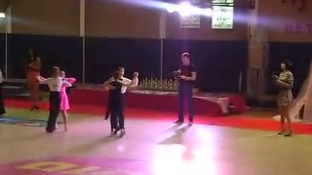 Альбертик на соревнованиях по бальным танцам. Вальс смотреть онлайн