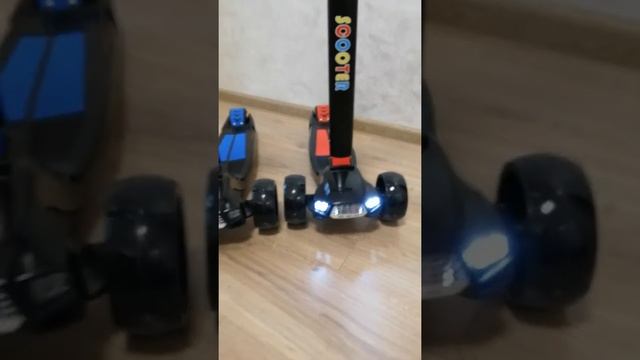 Самокат с музыкой и светом смотреть онлайн