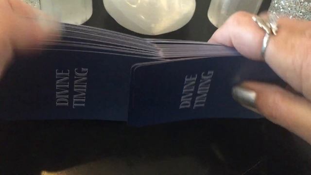 Divine Timing Oracle Cards-Close Up Review plus Bonus Reading!-Free Spirit Cards смотреть онлайн
