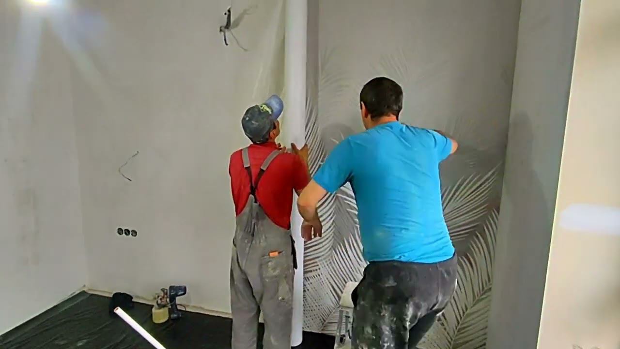 Как клеить ФРЕСКУ на СТЕНУ смотреть онлайн