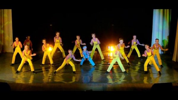 Маленькие строители - Dance Video Channel