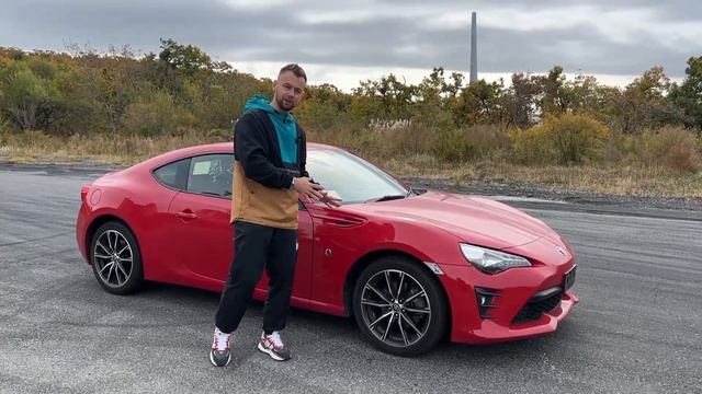 Машина на каждый день? Toyota GT86. Обзор характеристик, динамики и внешнего вида. смотреть онлайн