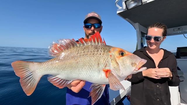 Liveaboard for 10 days exploring the Whitsundays | Ultimate boating & fishing holiday | How & Where смотреть онлайн