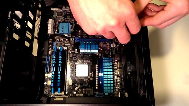 2014 AMD GAMING PC BUDGET BUILD | Tutorial & Parts List смотреть онлайн