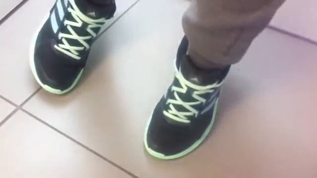 Какие спортивные бренды есть в Отраде! Подбираем кроссы!